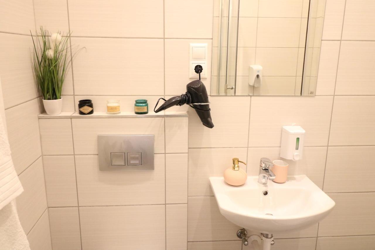 Real Apartments Wesselenyi III บูดาเปสต์ ภายนอก รูปภาพ